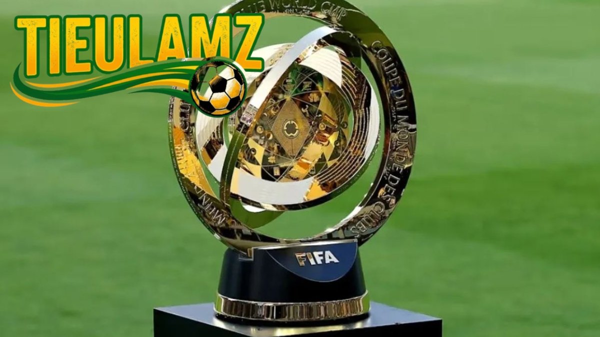 Cúp vô địch FIFA Club World Cup danh giá.