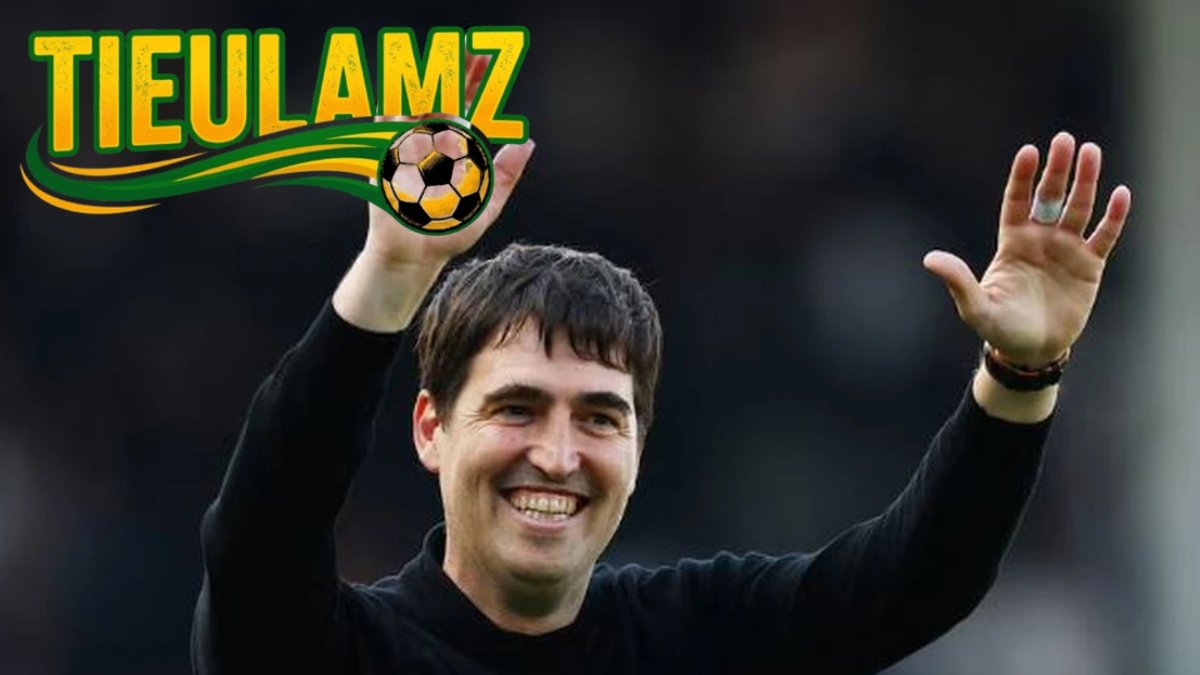 Andoni Iraola trong hành trình phát triển sự nghiệp huấn luyện.