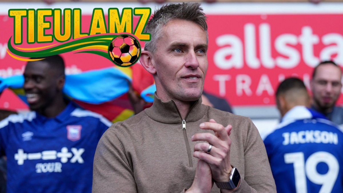Chân dung HLV Kieran McKenna tại Premier League.