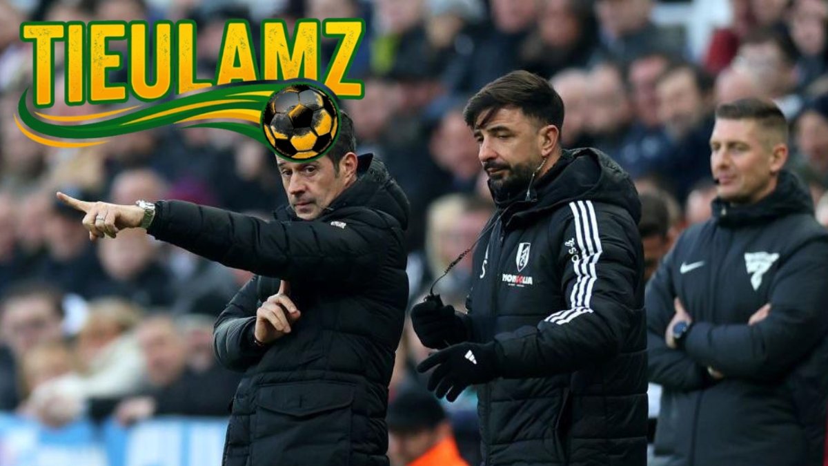 Marco Silva trên băng ghế huấn luyện