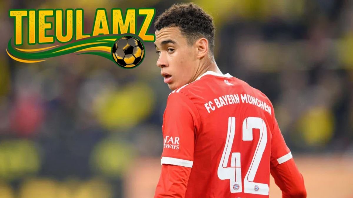 Jamal Musiala trong màu áo Bayern Munich