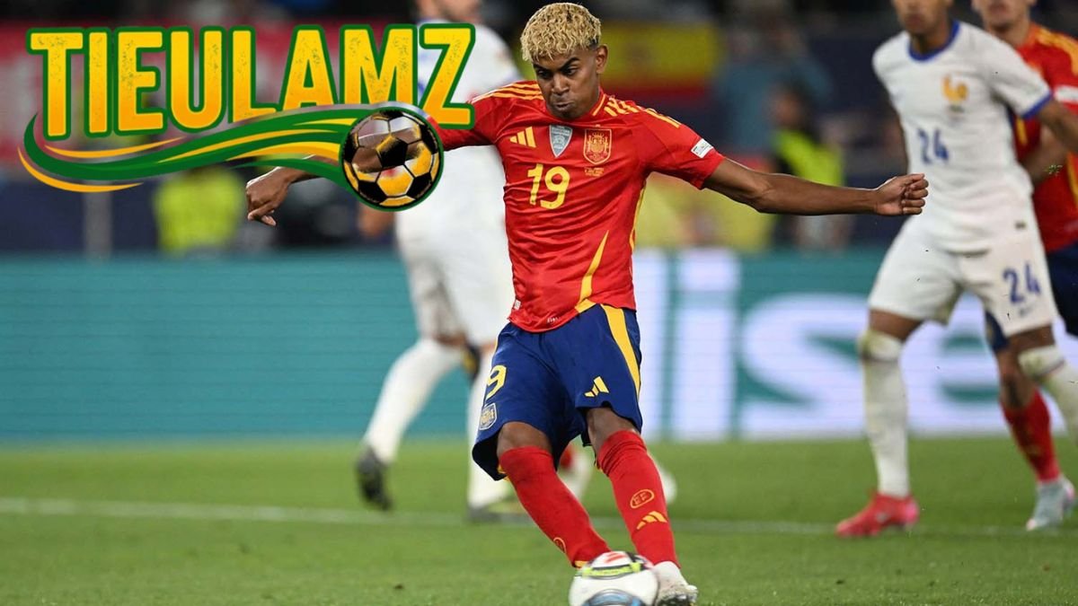 Nico Williams tỏa sáng trong những trận đấu quan trọng