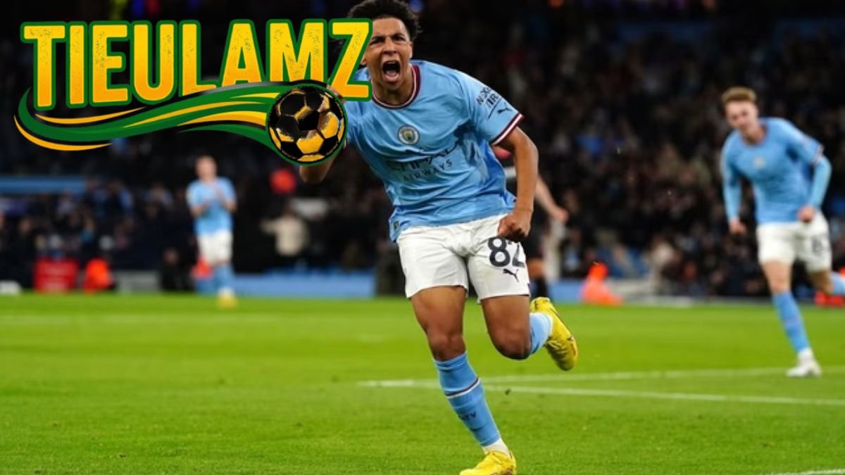 Rico Lewis từng bước khẳng định vị trí tại Manchester City